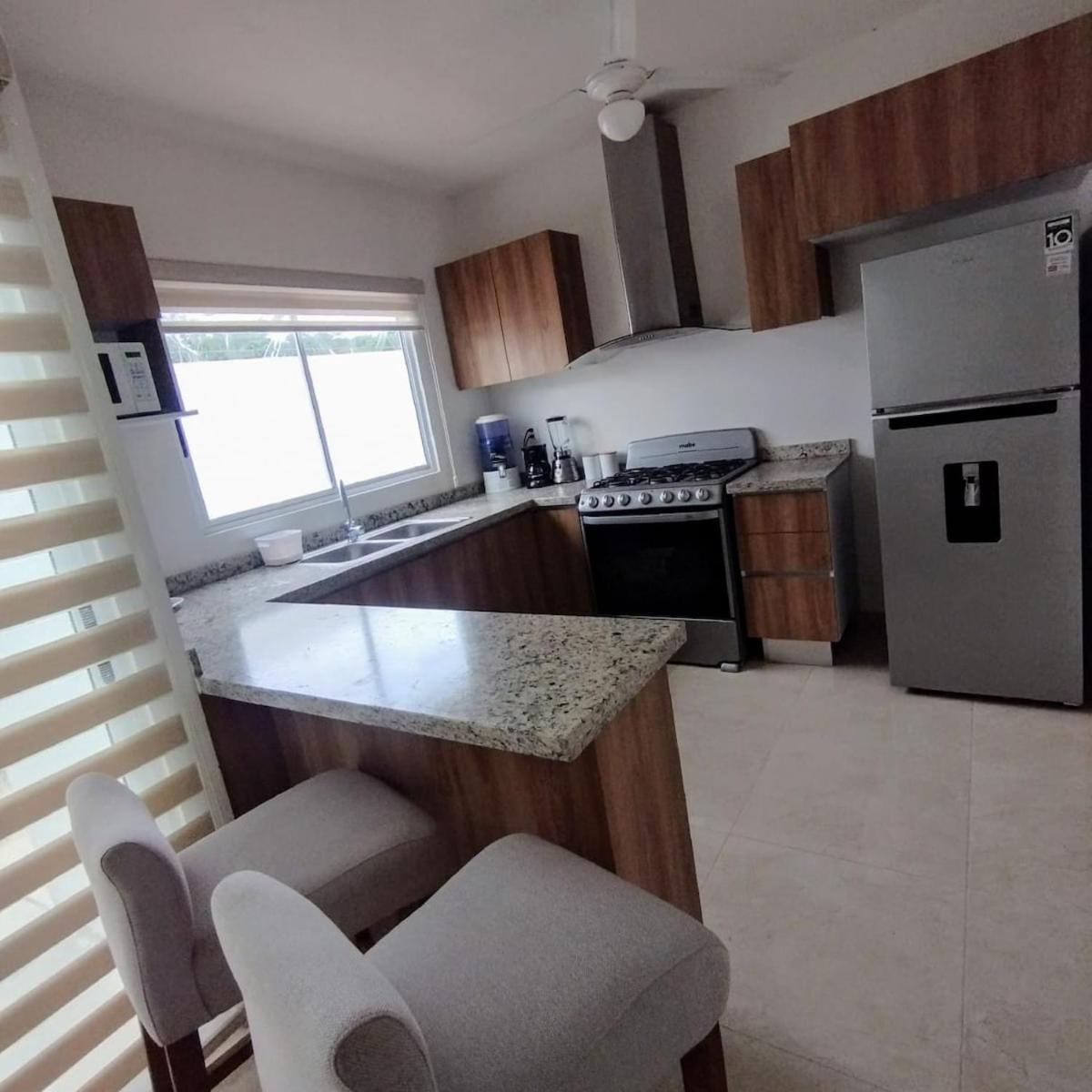 Comfortable House, Common Pool,
